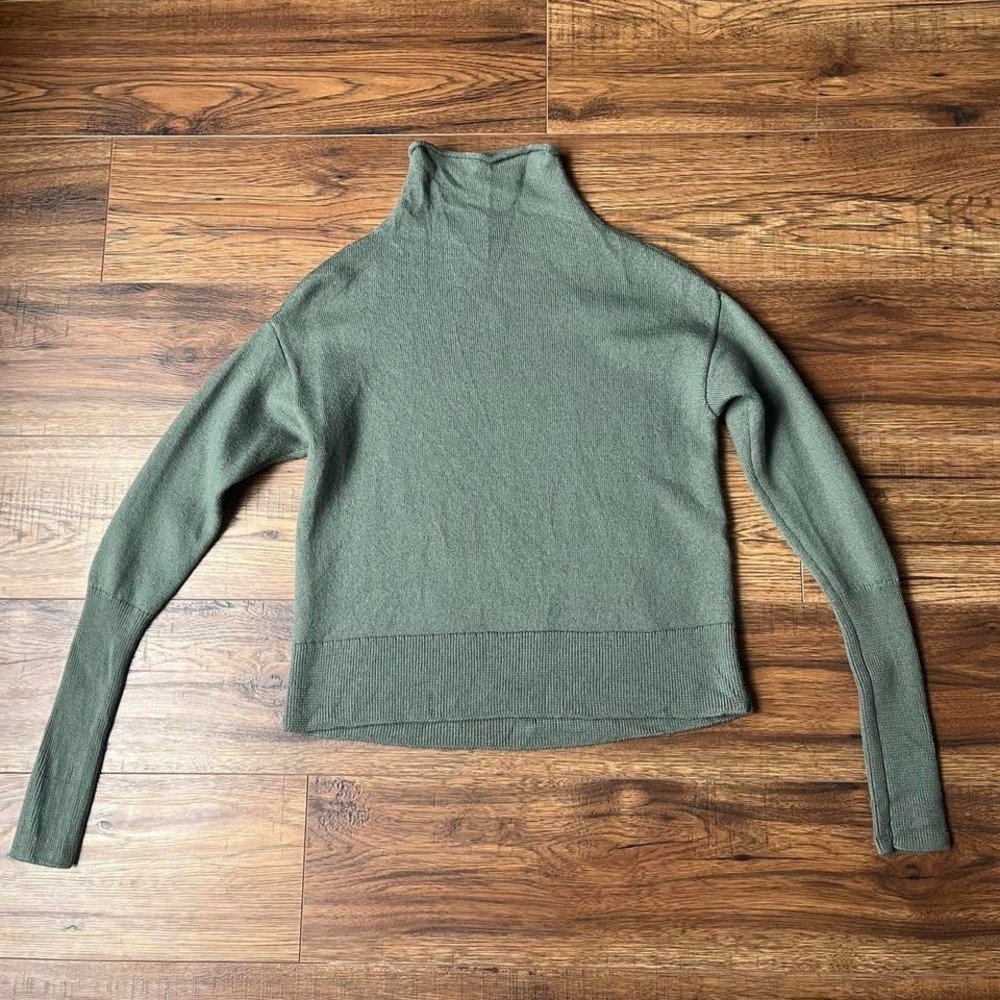 Wilfred Montpellier 100% Merino Wool Mock‎ Neck Sweater Green Minimalist Knit XS